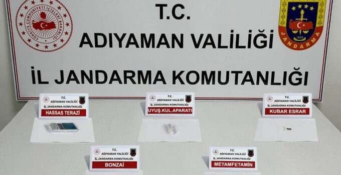 Adıyaman İl Jandarma Komutanlığı’ndan uyuşturucu operasyonu: 12 şüpheli gözaltında