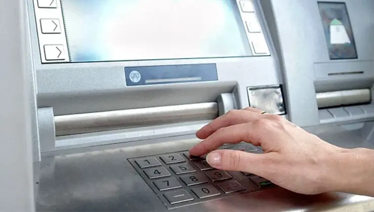 BANKALARIN ATM’LERİ MİKROP SAÇIYOR