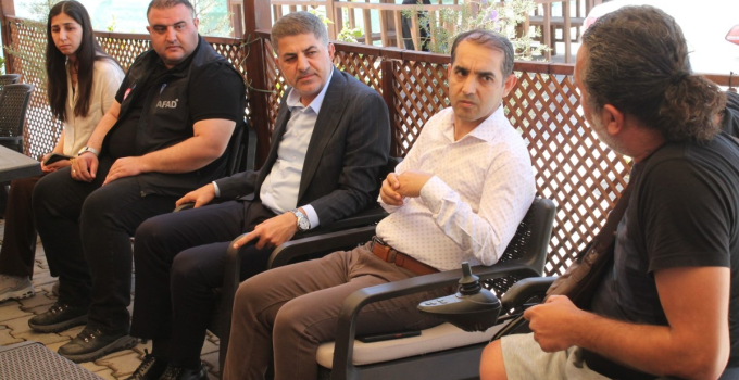 İshak Şan, K-7 Konteyner Kent’te depremzede vatandaşlarla buluştu