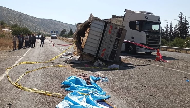 KAMYONET İLE OTOMOBİL ÇARPIŞTI: 1 ÖLÜ, 5 YARALI