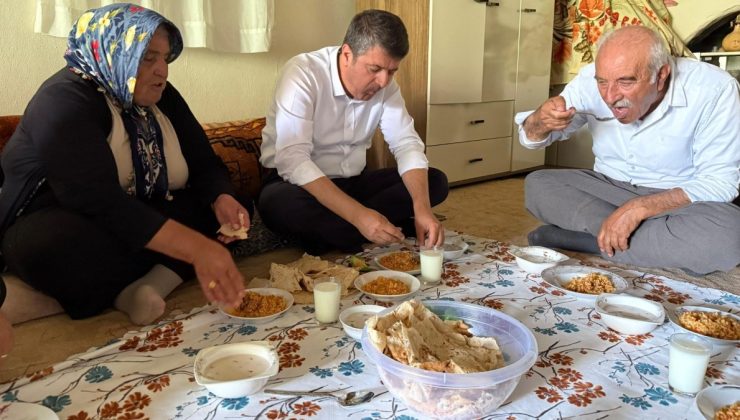 Tutdere, Anne ve Babasını Ziyaret Etti: ‘Özgürlük dünyanın en güzel şeyi’