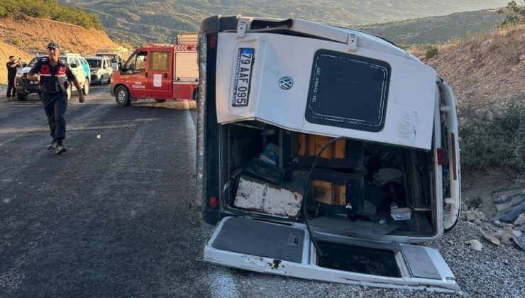 Adıyaman’da Tarım İşçilerini Taşıyan Minibüs Devrildi: 19 yaralı
