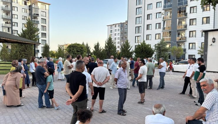 Manas Evleri Uygur Sitesi Sakinlerinin Ortak Alan İsyanı