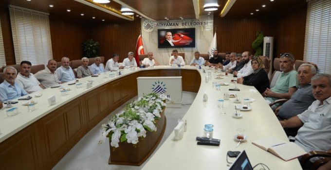 Tutdere:  Muhtaralar ile bir araya geldi ‘Su sorununu ortak akıl ve dayanışma ile çözeceğiz’