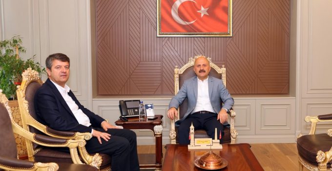 Vali Varol, Belediye Başkanı Tutdere’yi Makamında Kabul Etti