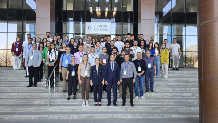 Adıyaman Üniversitesi’nde, ‘TÜBİTAK 2209’ öğrenci projeleri sergilendi