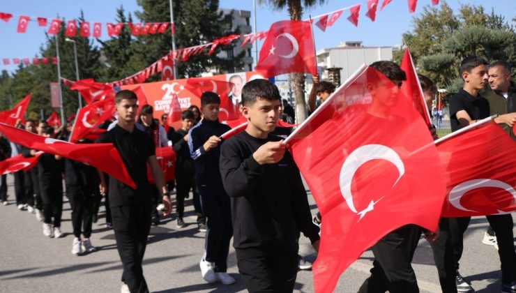 Adıyaman’da 29 Ekim Cumhuriyet Bayramı’nın 102. yıl coşkusu