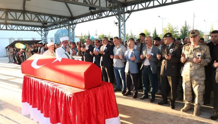 Piyade Uzman Çavuş Serkan Korkmaz Adıyaman’da son yolculuğuna dualarla uğurlandı