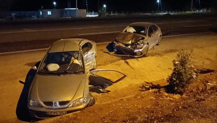 Adıyaman-Gölbaşı yolunda feci kaza: 12 kişi yaralandı