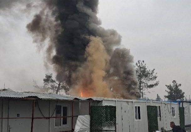 ALTINŞEHİR KONTEYNER KENTTE YANGIN